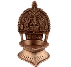 Hand Carved South Indian Ashtadhatu Oil Lamp